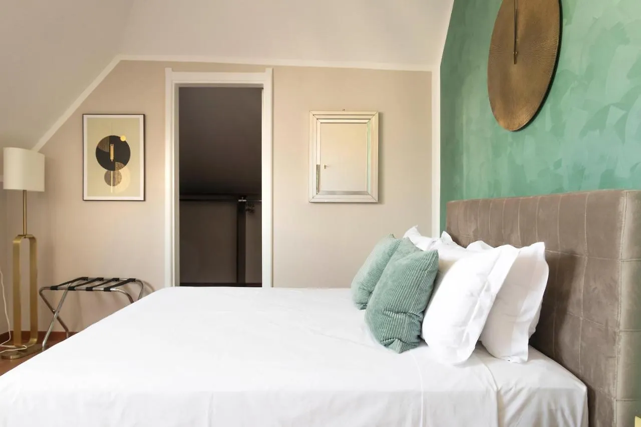 Heart Milan Apartments Duomo District Италия