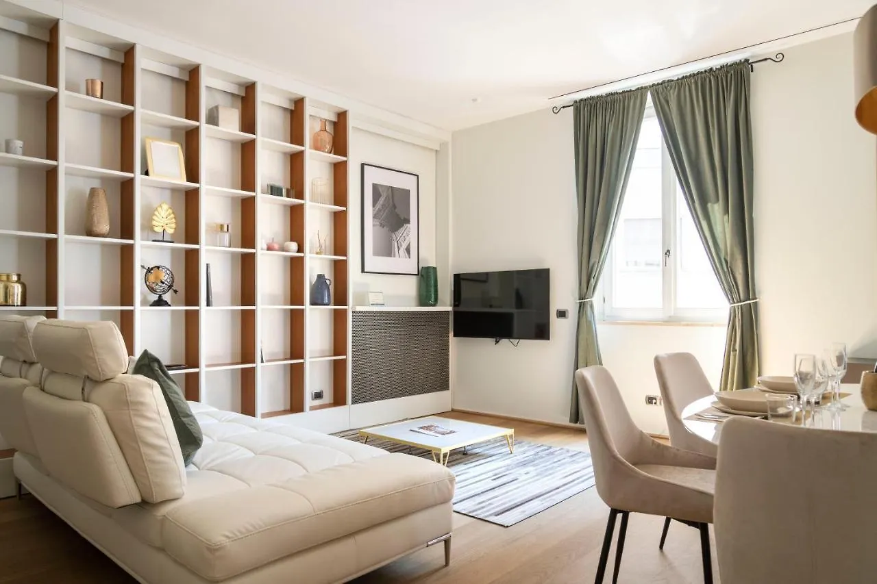 Heart Milan Apartments Duomo District Италия