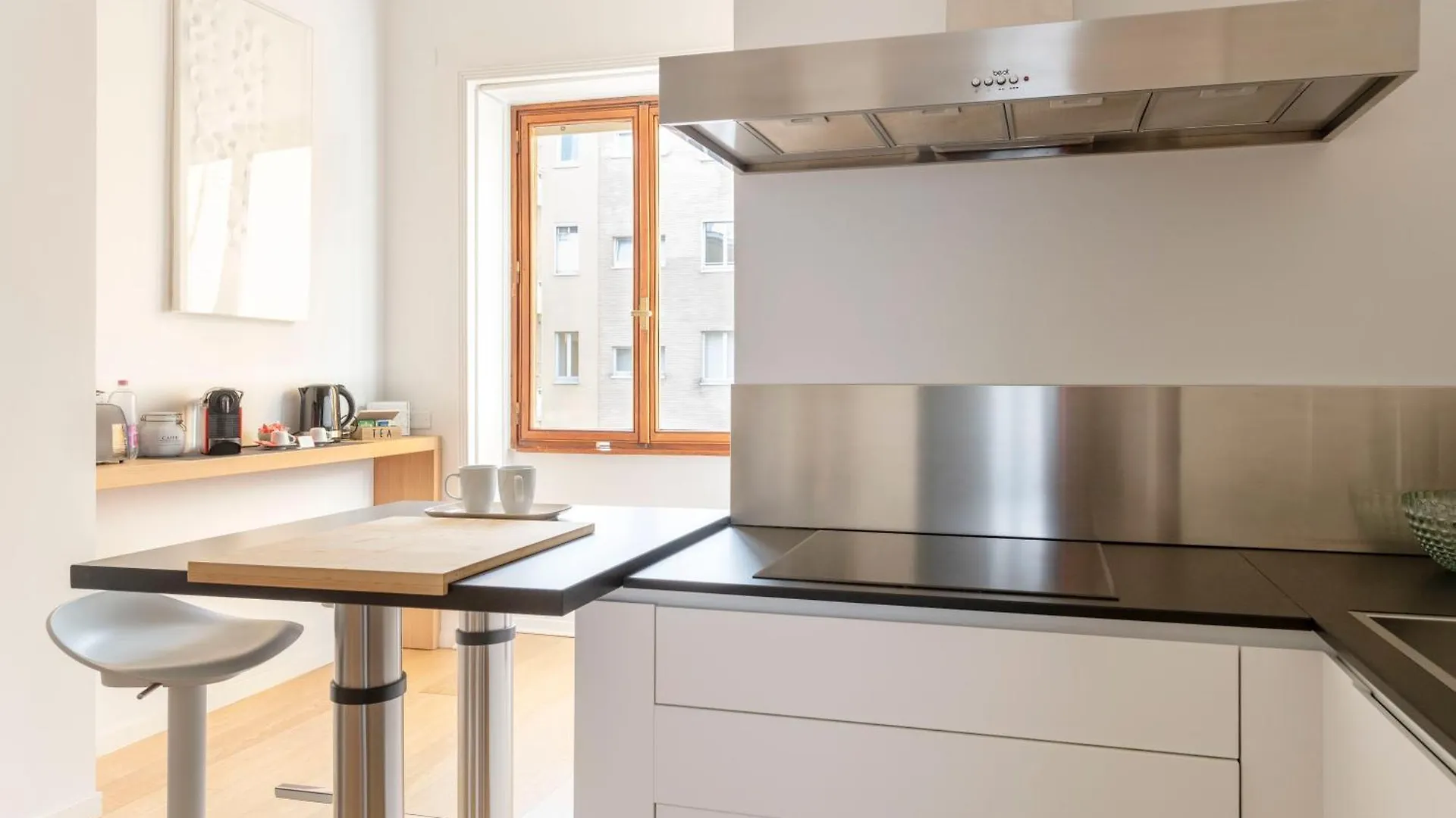 Heart Milan Apartments Duomo District Италия
