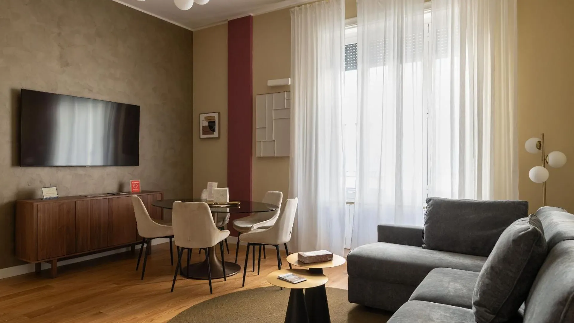 Heart Milan Apartments Duomo District