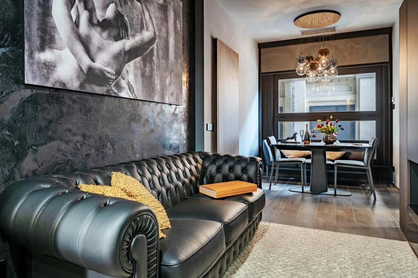 Heart Milan Apartments Duomo District Италия