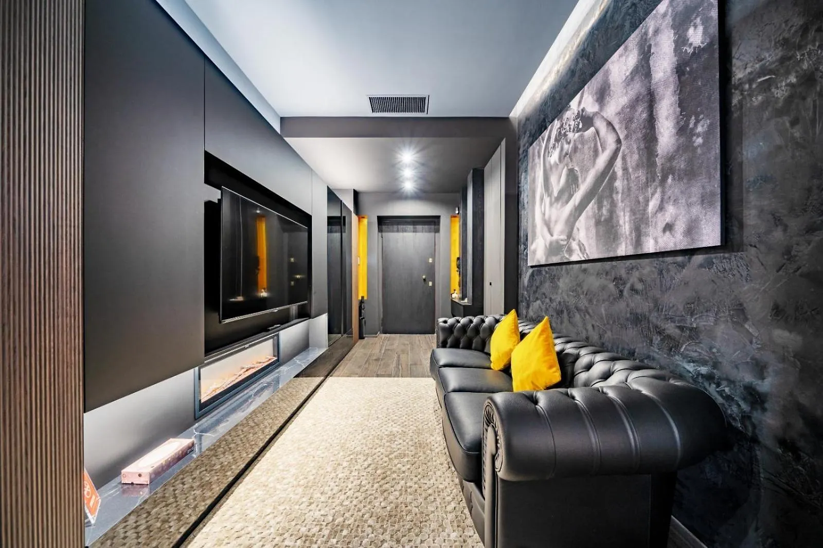 Heart Milan Apartments Duomo District 0*,  Италия