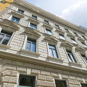 stay-apartments-castellez.vienna-besthotels.com/